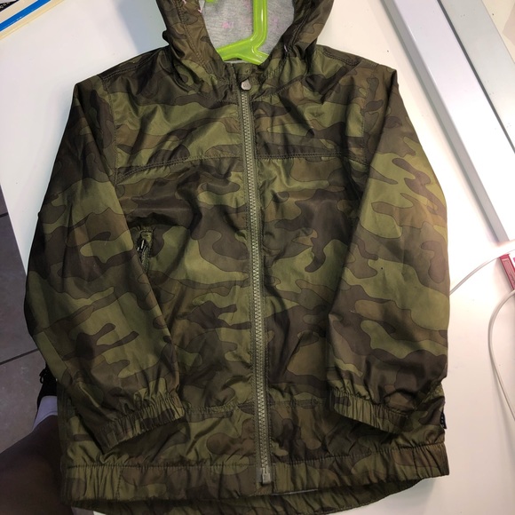 Kids Baby Gap Size 4 Camo windbreaker - Picture 2 of 4
